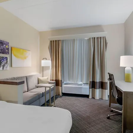 Comfort Inn Bismarck-3