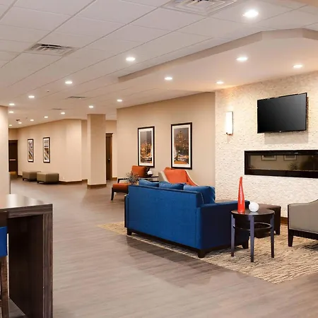 Comfort Inn & Suites Event Center-3