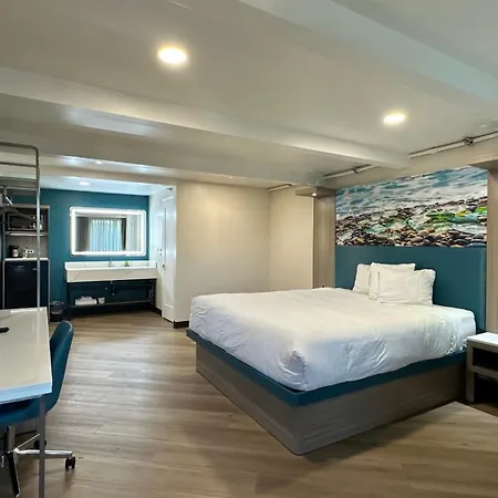 Costa Mesa Inn - Newport Beach Area-3