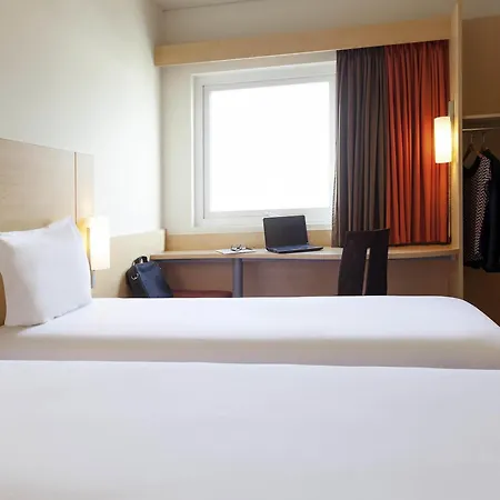 Ibis Chihuahua-3