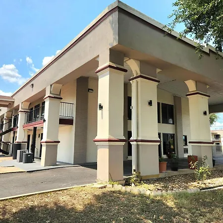 Days Inn By Wyndham San Marcos-3