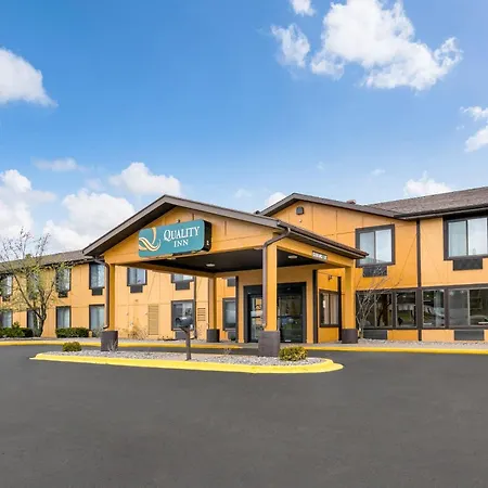 Quality Inn Marquette-2