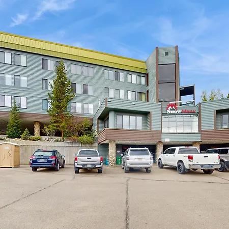 Snowblaze Condominiums E103-2
