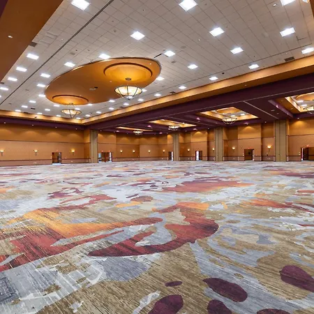 Embassy Suites Northwest Arkansas - Hotel, Spa & Convention Center-2