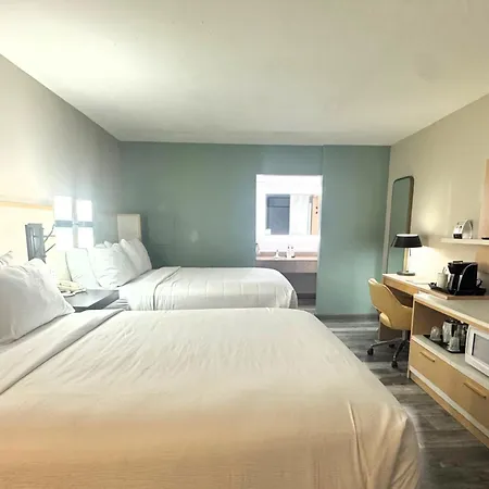 Wyndham Garden Lake Guntersville-2
