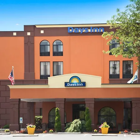 Days Inn By Wyndham Reading Wyomissing-2