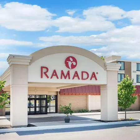 Ramada By Wyndham Watertown Thousand-2