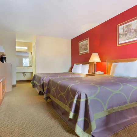 Super 8 By Wyndham Lancaster-3