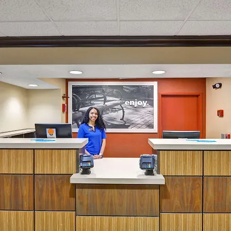 Hampton Inn Albany-Wolf Road-2