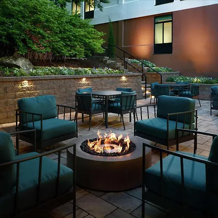 Hilton Garden Inn Atlanta-Buckhead-2