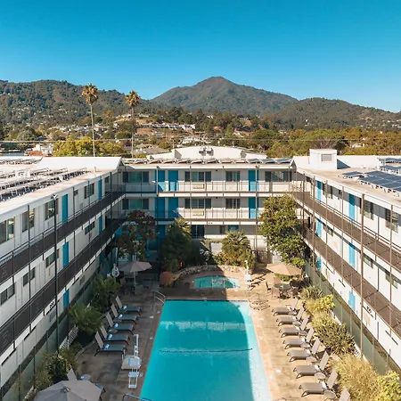 Marin Suites Hotel-2