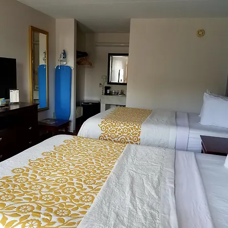 Days Inn By Wyndham Richmond-3