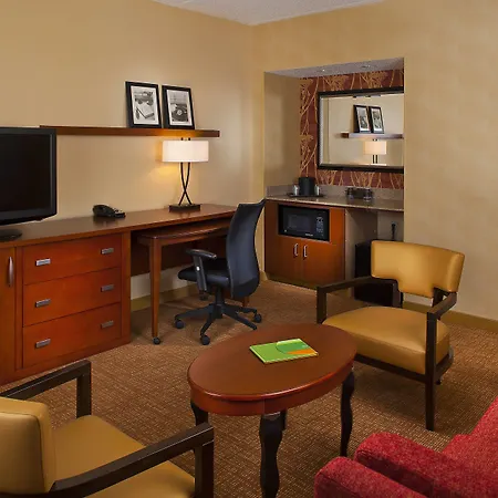 Courtyard By Marriott Memphis East/Park Avenue-3