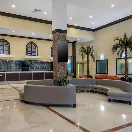 Ramada Plaza By Wyndham Marco Polo Beach Resort-2