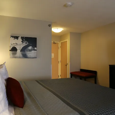 Best Western Muscatine - Pearl City Hotel-3