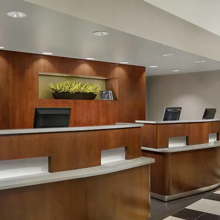 Courtyard By Marriott Boston Cambridge-3