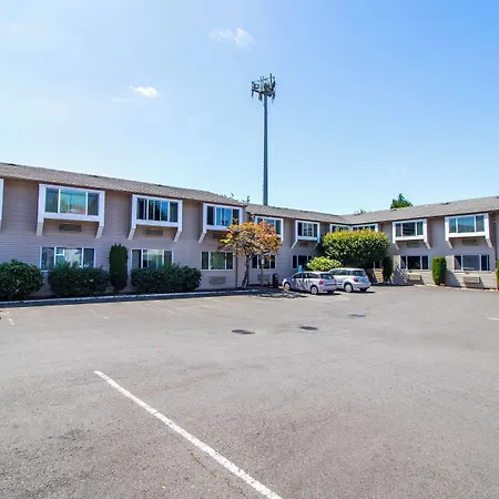 Red Lion Inn & Suites Vancouver-3