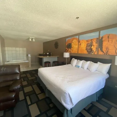 Days Inn By Wyndham Watertown-3