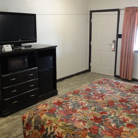 Western Inn - Pensacola-3