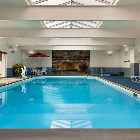 Ramada Plaza By Wyndham Portland-3