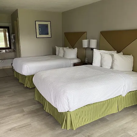 Days Inn By Wyndham Brunswick/St. Simons Area-3