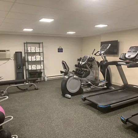 Days Inn & Suites By Wyndham Duluth By The Mall-2