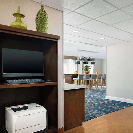 Hampton Inn Laredo-3