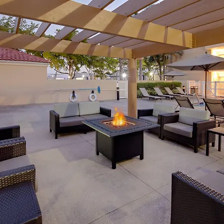 Courtyard By Marriott Fort Lauderdale North/Cypress Creek-2