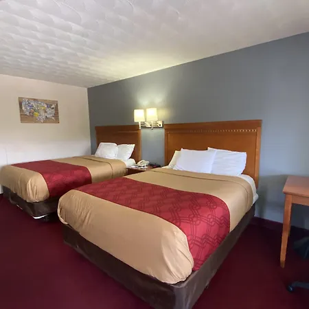 Baymont By Wyndham Lake George-3