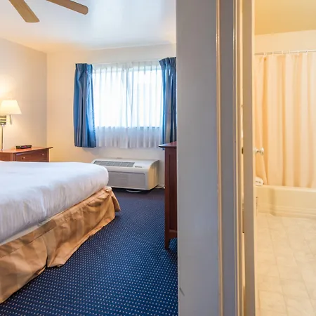 Coral Reef Inn & Condo Suites-2