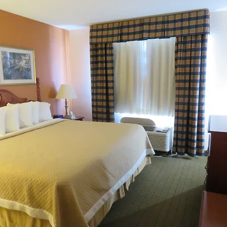 Days Inn By Wyndham Hillsdale-3