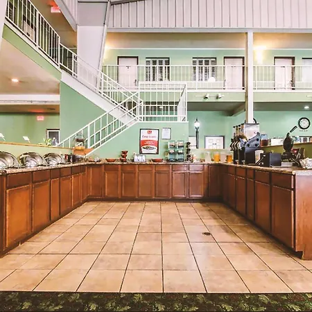 Coratel Inn & Suites By Jasper Mccook-3
