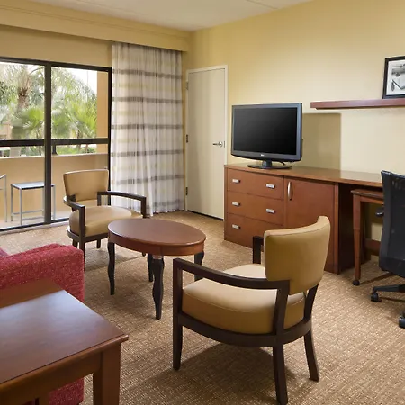 Courtyard Tampa Westshore/Airport-2