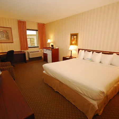 Days Inn & Suites By Wyndham Northwest Indianapolis-3