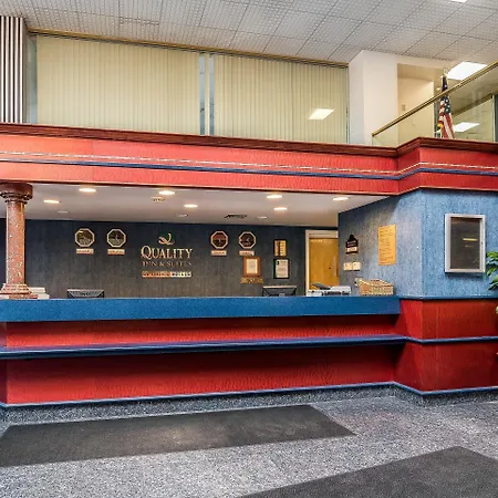 Quality Inn & Suites Albany Airport-2