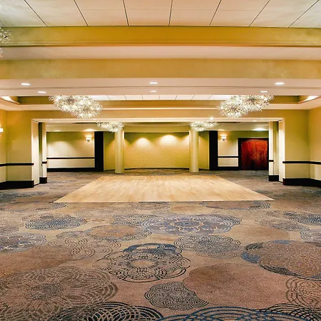 Sheraton Portsmouth Harborside Hotel-3