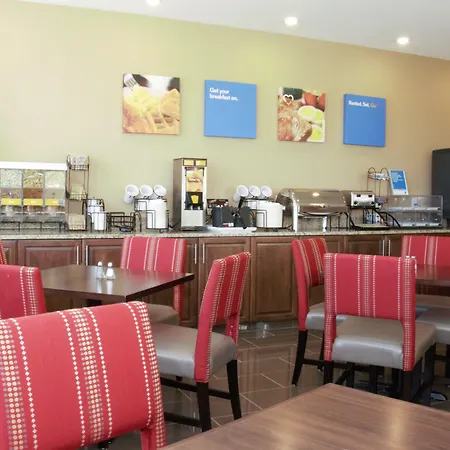 Comfort Inn Medford North-3