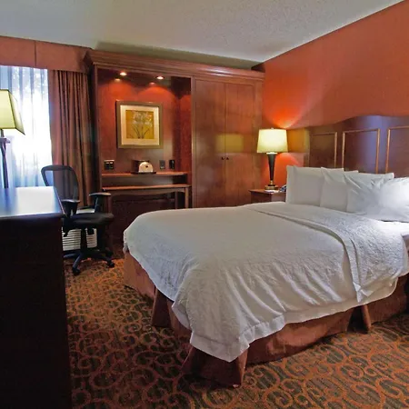 Hampton Inn Norfolk/Chesapeake - Greenbrier Area-2
