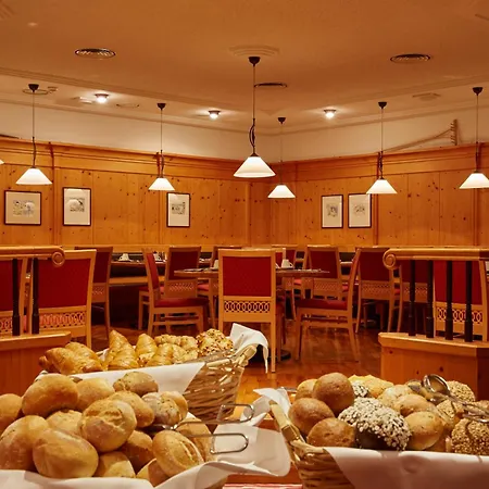 Hotel Regina Titlis, A Trademark Collection By Wyndham-3