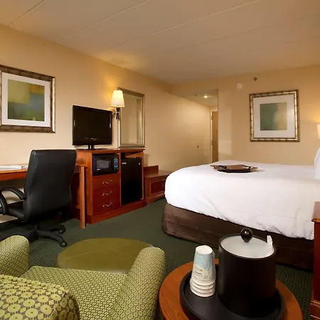 Hampton Inn Alexandria-2