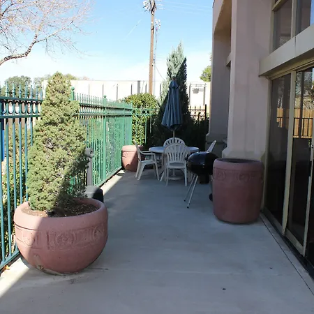 Quality Inn Colorado Springs South-3