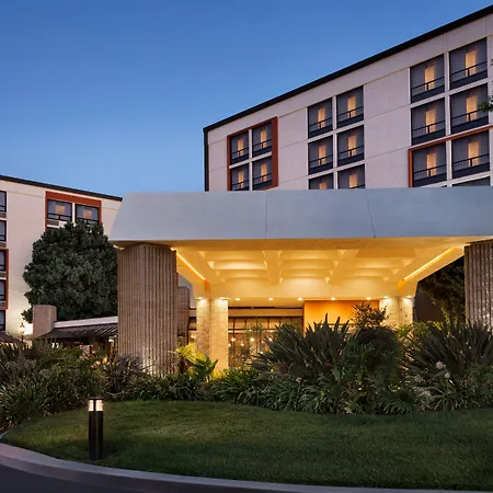 Doubletree By Hilton San Bernardino-3