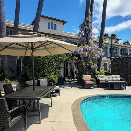 Bay Front Inn-2