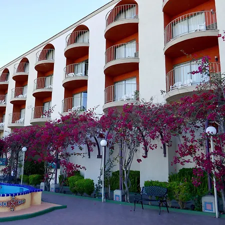 Golden Sails Hotel-3