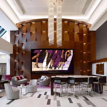 Hilton Woodland Hills/ Los Angeles-3