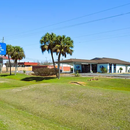 Americas Best Value Inn & Suites-Foley - Fully Renovated-3