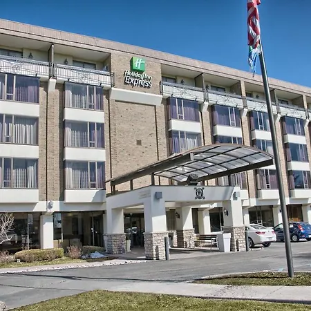 Holiday Inn Express Detroit-Birmingham By Ihg-3