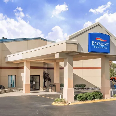 Baymont By Wyndham Greensburg-3