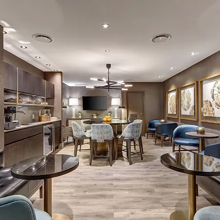 Town Inn Suites Hotel-2