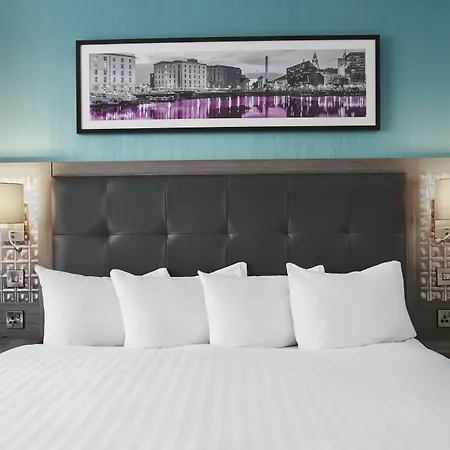 Leonardo Hotel Cheltenham-3
